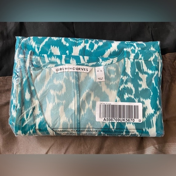 NEW -Girl With Curves Textured Woven Regular Caftan Dress. A598769. Teal Ikat. - Picture 2 of 3